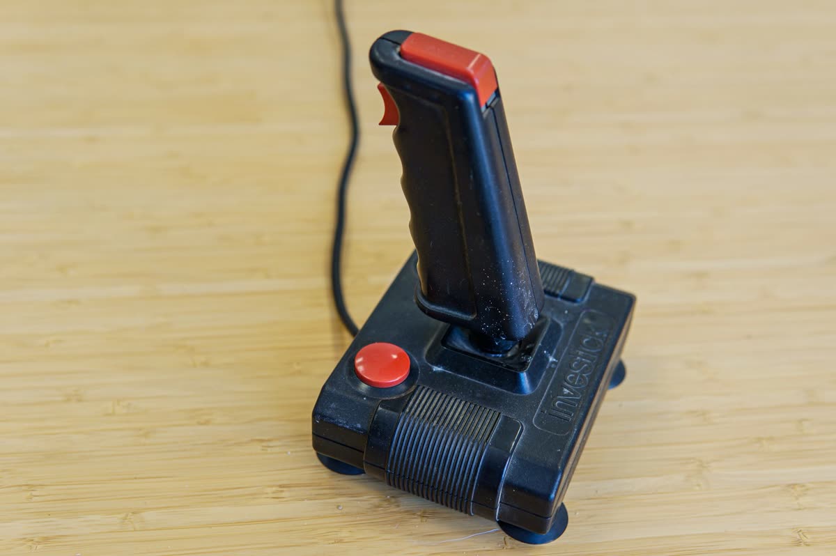 ゲーム用のジョイスティック